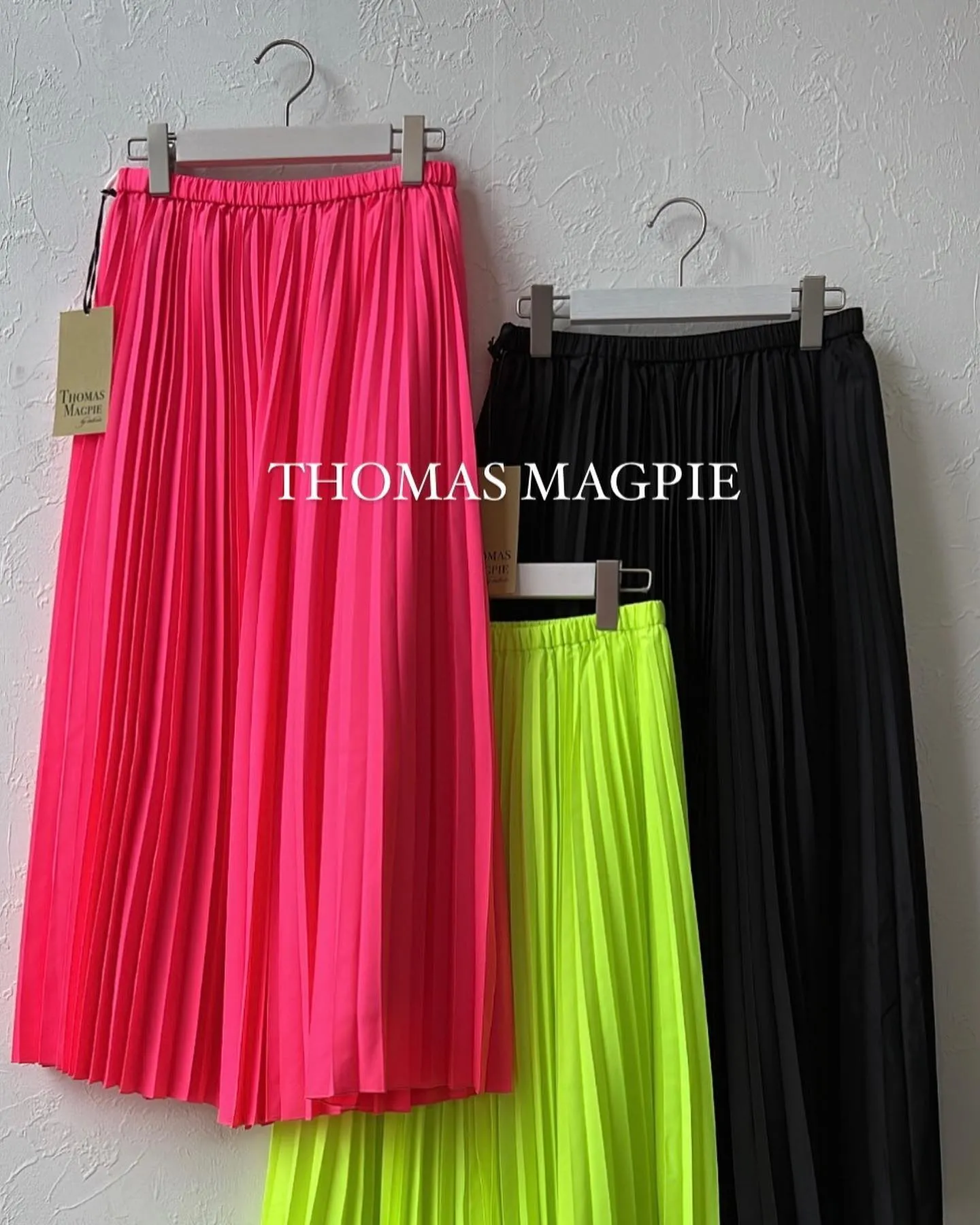 neon pleats skirt